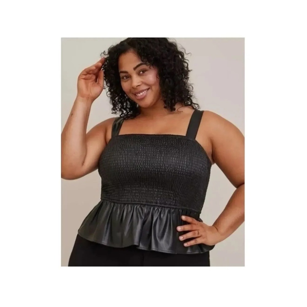 Torrid women plus size 2X smocked peplum tank top black faux leather square neck